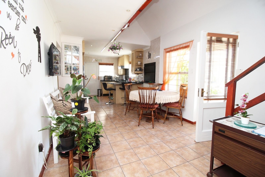 3 Bedroom Property for Sale in Skiathos Western Cape